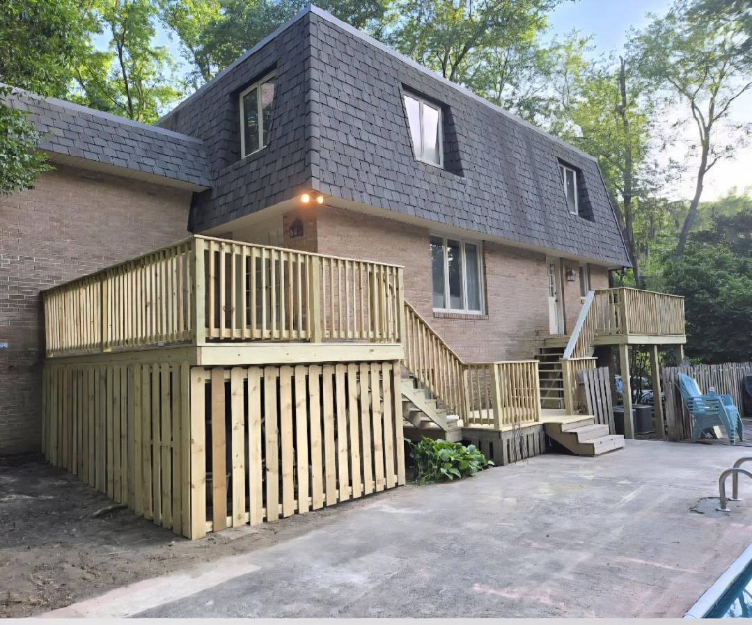 Custom Screened Porch Installation